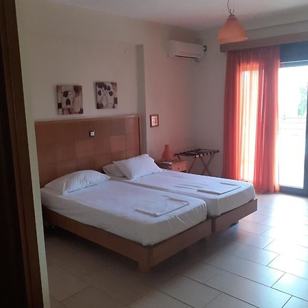 Telethrio Apartamento Loutra Edipsou  Quarto foto